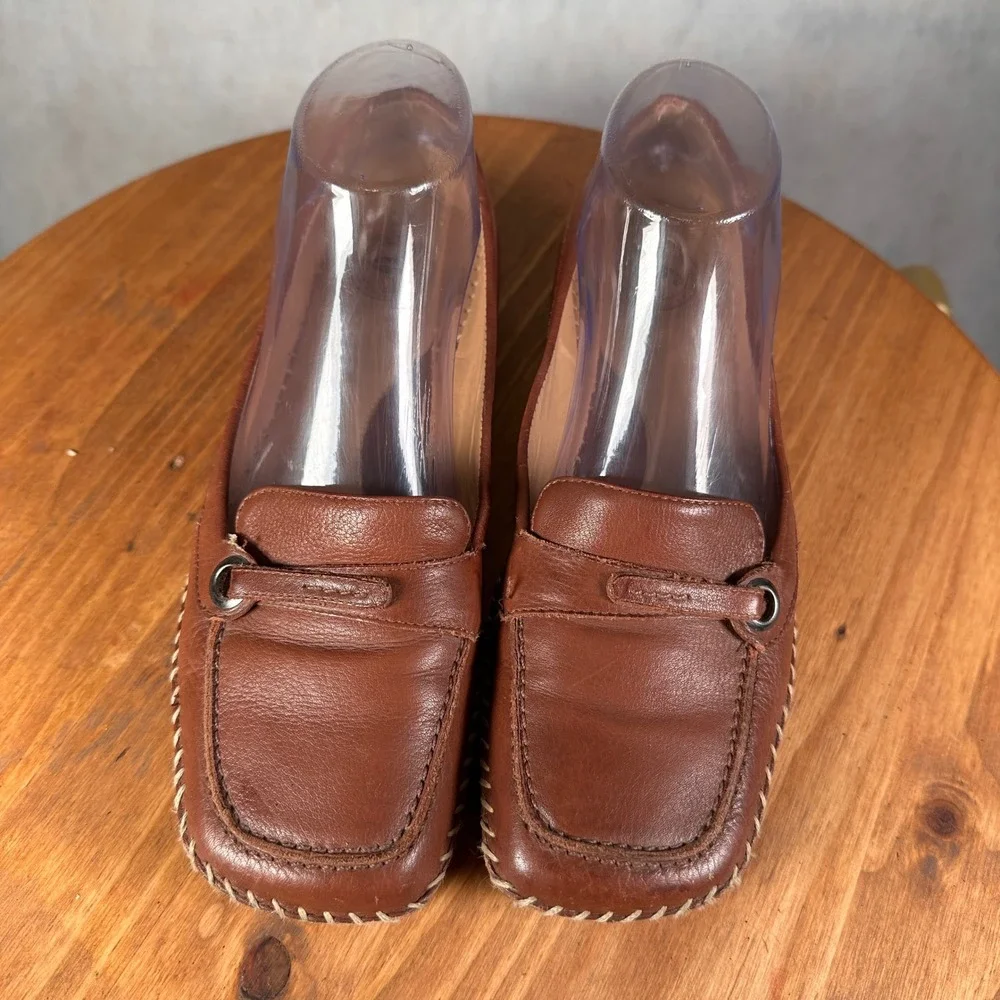 Nurture by Lamaze nurture leather